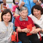5位90歲人瑞參賽 嘉義市長者運動會 黃敏惠贈「呷百二」紅包
