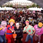 蔣萬安變身動漫男團Abby 現身天母萬聖節引小朋友暴動